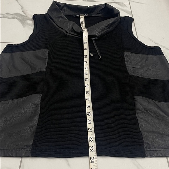 Picadilly Black Sleeveless Cowl Neck Top Faux Leather Sz S - Picture 10 of 11